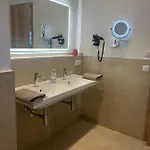 Ferienwohnung, 2 Zimmer, 4 Bis 6 Personen, 67 Qm, Mit Grossem Balkon, Entlang Am Fluss, An Der Aach, Am Bodensee, Nah Am Naturschutzgebiet Апартаменты