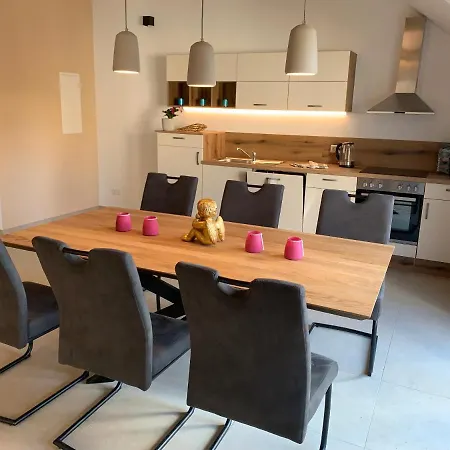 アパート Ferienwohnung, 2 Zimmer, 4 Bis 6 Personen, 67 Qm, Mit Grossem Balkon, Entlang Am Fluss, An Der Aach, Am Bodensee, Nah Am Naturschutzgebiet *